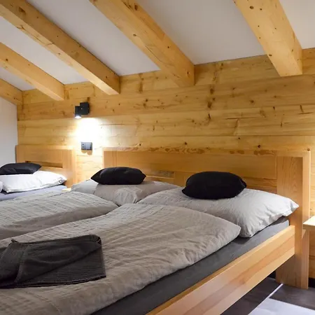 Filipsky Deluxe & Wellness בקתה *